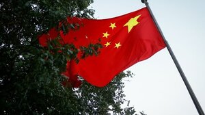 Κίνα: «Κακό προηγούμενο» οι επιθέσεις των ΗΠΑ κατά του Ιράν