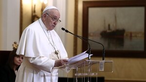  «Θα ρίξουμε τον Φραγκίσκο»: Αποκαλύπτεται συνωμοσία του Στιβ Μπάνον με τον Έπσταϊν για την αποκαθήλωση του Πάπα