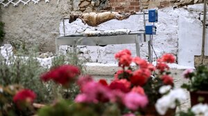 «Κλείδωσε» ο καιρός το Πάσχα - Πώς θα σουβλίσουμε τον οβελία