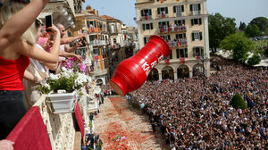 ΔΥΠΑ: Πασχαλινές διακοπές με voucher κοινωνικού τουρισμού