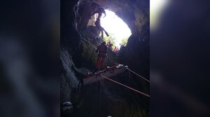 Σητεία: Σε σταθερή κατάσταση η υγεία της σπηλαιολόγου που έπεσε από ύψος 45 μέτρων!