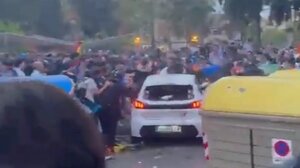 Ισπανία: Αυτοκίνητο έπεσε πάνω σε φιλάθλους πριν από ποδοσφαιρικό αγώνα - Βίντεο