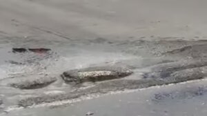 Το νερό χάνεται στο οδόστρωμα...