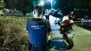 Παράσυρση στο Χαλάνδρι: Βίντεο με τη στιγμή που ο 49χρονος βγαίνει από το ΙΧ και σωριάζεται