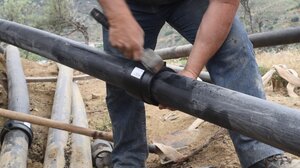 Πρόγραμμα Zero Drop: Ανάγκη για εξοικονόμηση νερού στις γεωργικές κοινότητες της Κρήτης - Γνώρισε την ιστορία του Βαγγέλη