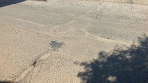 "Ένα χρόνο περιμένουμε την ασφαλτόστρωση!"