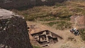 Αίγυπτος: Στο φως πόλη θαμμένη κάτω από τους ναούς του Καρνάκ στο Λούξορ