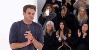 Ο Τζόναθαν Άντερσον αναλαμβάνει τον ρόλο διευθυντή δημιουργικού του οίκου Dior