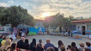 Tο 51ο Νηπιαγωγείο Ηρακλείου τιμά τον Μίκη Θεοδωράκη