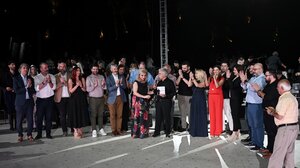 Η Κρήτη "ανέβηκε" στον Λυκαβηττό σε μια "μαγική" βραδιά με τον Βασίλη Σκουλά