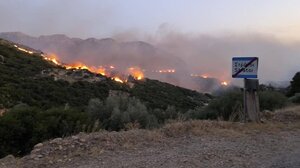 Φωτιά στα Χανιά: Περιορίστηκε το μέτωπο - Συνεχίζεται η μάχη των πυροσβεστικών δυνάμεων