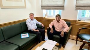 Συνάντηση του Περιφερειάρχη Κρήτης με τον Δήμαρχο Αμαρίου