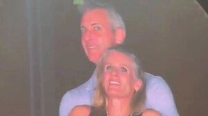 Coldplay: Χώρισε και η «πρωταγωνίστρια» της kiss cam