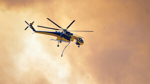 Κάντζα: Ενισχύθηκαν οι πυροσβεστικές δυνάμεις στη μάχη με τη μεγάλη φωτιά