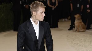 Τζάστιν Μπίμπερ: Κυκλοφόρησε το νέο άλμπουμ του με τίτλο «SWAG»