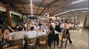 Συγκίνηση στη συνάντηση της πολυπληθούς οικογένειας Ντουράκη στις Αρχάνες!