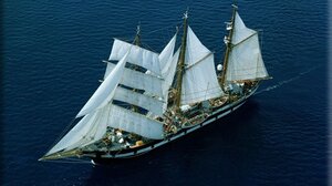 Παραμένει στο λιμάνι του Ηρακλείου το ιταλικό ιστιοφόρο του Πολεμικού Ναυτικού