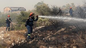 Πολύ υψηλός κίνδυνος πυρκαγιάς και αύριο - Ποιες περιοχές είναι στο "κόκκινο"