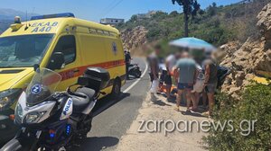 Τροχαίο με δύο μηχανάκια στον Βλητέ - Στο νοσοκομείο οι οδηγοί