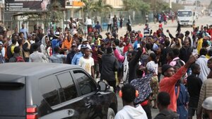 Αιματηρές ταραχές στην Ανγκόλα μετά τις αυξήσεις στις τιμές των καυσίμων