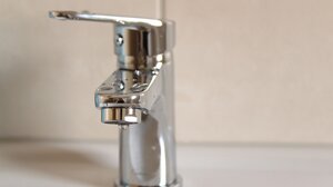 Ένα μήνα χωρίς νερό και η ΔΕΥΑΗ άφαντη!