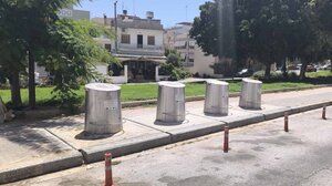 Περνούν τα απορριμματοφόρα, αλλά δε μαζεύουν τα σκουπίδια… γιατί;
