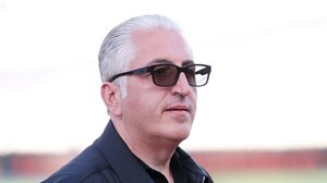 «Ντόπες» από Μπούση: «Είστε η πιο δυνατή ομάδα που είχαμε ποτέ»