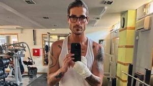 Ο Άρης Μουγκοπέτρος παίζει ξανά κλαρίνο και συγκινεί τους followers του