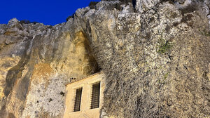 Aπογευματινή πεζοπορία στη Μονή Παναγίας Φανερωμένης