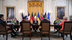 Blid: Ο Τραμπ διέκοψε τις συνομιλίες με τους Ευρωπαίους για να μιλήσει με τον Πούτιν