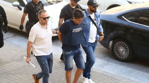 Θεσσαλονίκη: Προθεσμία να απολογηθεί την Τετάρτη πήρε ο αδελφοκτόνος - Τι υποστήριξε