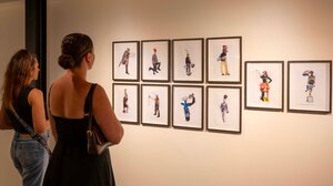 Ξενάγηση από την Καλλιτεχνική Διευθύντρια του ΜΣΤ Κρήτης στην έκθεση «Είσαι ό,τι φοράς»