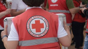 Θεσσαλονίκη: Ο Ερυθρός Σταυρός κοντά στους αστέγους της πόλης