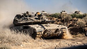 Οι Ισραηλινοί προελαύνουν στη Γάζα - Χιλιάδες Παλαιστίνιοι εγκαταλείπουν την περιοχή