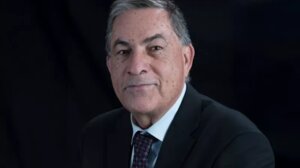 Στον Ισραηλινό δημοσιογράφο Γκίντεον Λέβι, το Βραβείο Δημοκρατίας της Πόλης των Αθηνών 2025