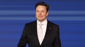 «Ο Ελον Μασκ είναι ο πιο γυμνασμένος, ο πιο έξυπνος και ο πιο χιουμορίστας άνθρωπος στον κόσμο» λέει το chatbot της… εταιρείας του