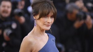 Νικολά Σαρκοζί: Στο πλευρό του η Κάρλα Μπρούνι μετά την καταδίκη του - "Το μίσος δεν θα νικήσει"