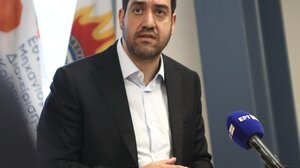 Ο Υπουργός Γιάννης Κεφαλογιάννης στην παρέλαση για το Αρκάδι