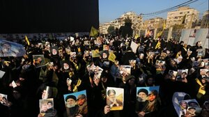 Λίβανος: Έναν χρόνο μετά τη δολοφονία Νασράλα η Χεζμπολάχ επαναλαμβάνει ότι δεν θα αφοπλιστεί