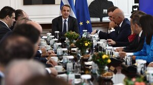 Μητσοτάκης στο υπουργικό: Οι παρεμβάσεις μας ανάχωμα στην ακρίβεια, μάχη για την αλήθεια παντού