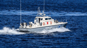 Πτώμα άνδρα ξέβρασαν τα κύματα στην παραλία των Ανύδρων στην Παλαιόχωρα