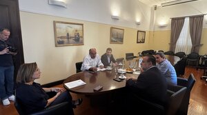 Συνάντηση Κοζυράκη - σεισμόπληκτων: Τί δεσμεύτηκε η Γ.Γ της Αποκεντρωμένης Διοίκησης Κρήτης