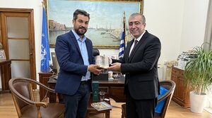 Στο Δημαρχείο Χανίων ο Πρέσβης του Αζερμπαϊτζάν, Αrif Mammadov