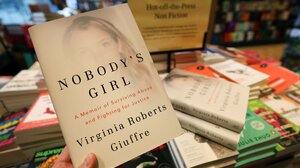 Βρετανία: Κυκλοφόρησαν τα απομνημονεύματα της Βιρτζίνια Τζιούφρε