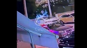 Βίντεο - ντοκουμέντο: Η στιγμή που άγνωστοι τοποθετούν γκαζάκια στο υπουργείο Αγροτικής Ανάπτυξης