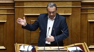 Φάμελλος για Φλαμπουράρη: «Σημάδεψε μία ολόκληρη εποχή για την Αριστερά»