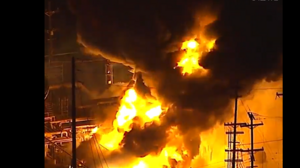 ΗΠΑ – Καλιφόρνια: Μεγάλη πυρκαγιά κατακαίει διυλιστήριο της Chevron 