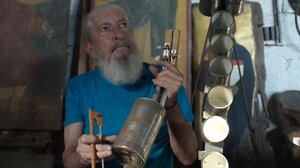 Μανώλης Χαρούλης: Ο "Ήφαιστος" της κρητικής γης και η σχέση του με τον γιο του, Γιάννη