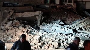 Σεισμός 6,1 Ρίχτερ στην Τουρκία: Τραυματισμοί λόγω πανικού και πτώσης από μπαλκόνια - Βίντεο