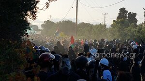 Χανιά: Πορεία με 3.000 διαδηλωτές έξω από τις Βάσεις στο Μουζουρά (βίντεο)